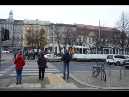 Zerwany pantograf zatrzymał tramwaje na pl. Żołnierza Polskiego