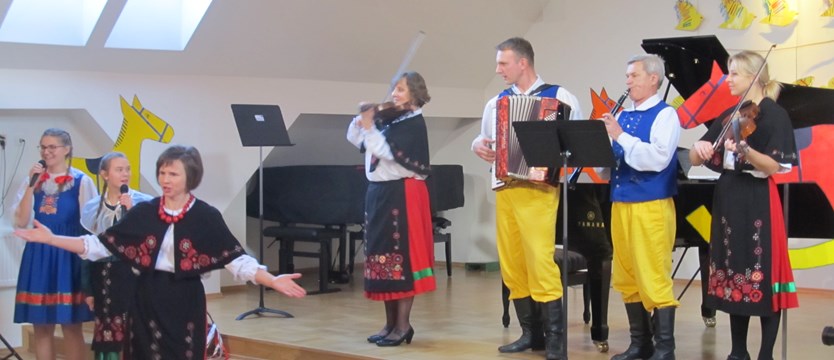 W rytmach polskiej muzyki ludowej
