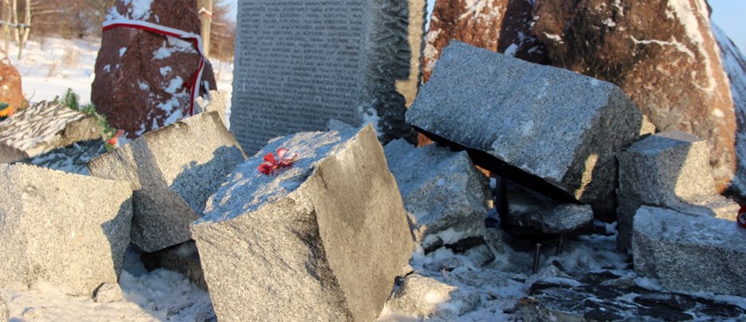 Pomnik zamordowanych Polaków został wysadzony