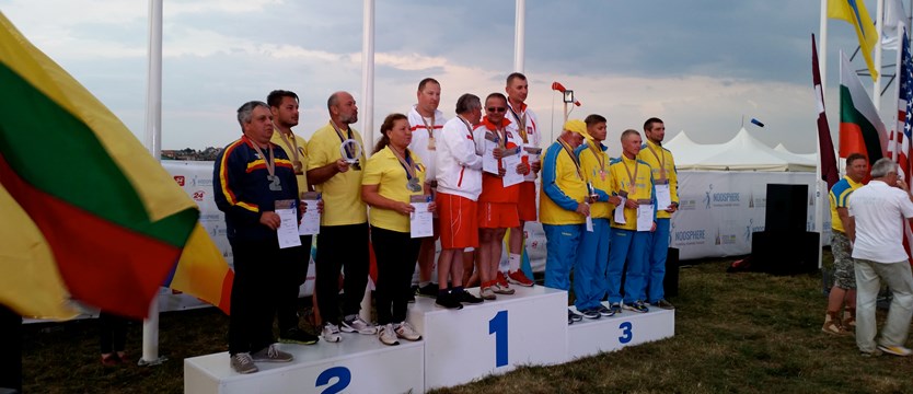 NAPISZ DO NAS. Marek Bujak z medalami