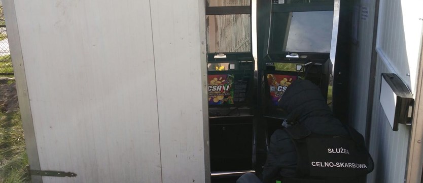 Nielegalne automaty w Wałczu