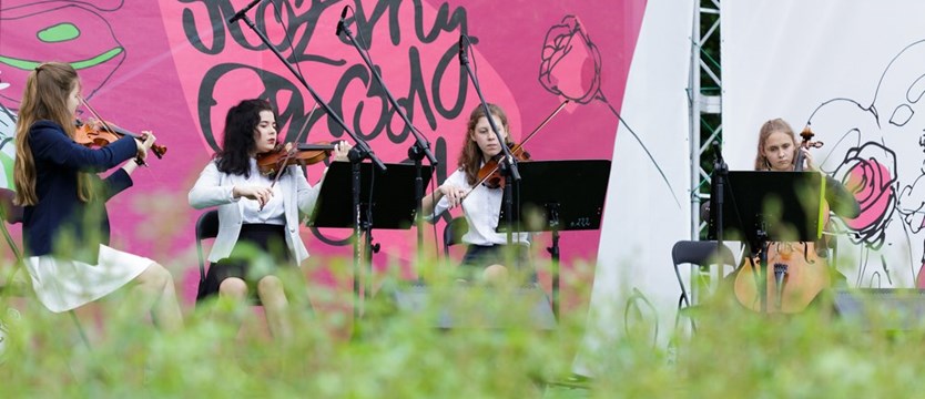 Młodzi muzycy i atrakcje dla dzieci w Różance