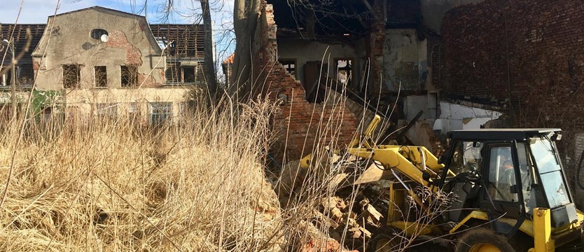 Ruszyły rozbiórki budynków komunalnych w Szczecinie