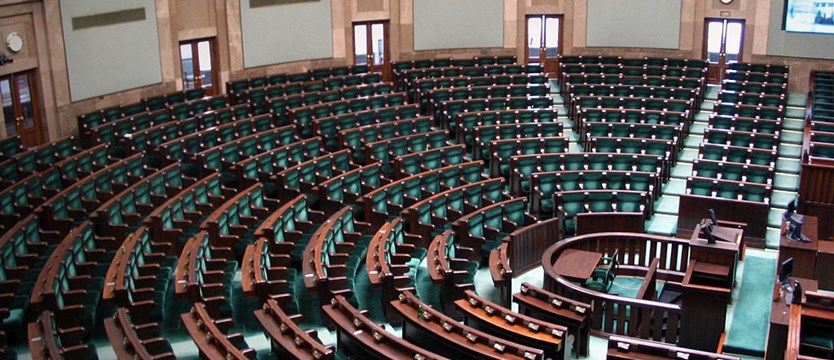 Wyniki wyborów: PiS ma większość w Sejmie i Senacie