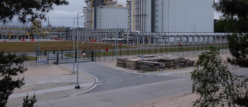 Od czwartku wprowadzono zakaz przebywania wokół terminalu LNG w Świnoujściu