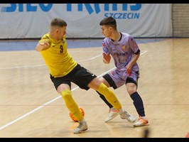 Futsal. Minimalna przegrana z wiceliderem