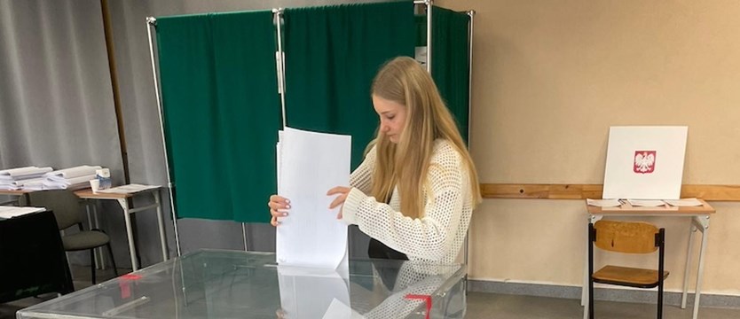 Wybory samorządowe 2024. Zagłosowała w dniu swoich 18 urodzin