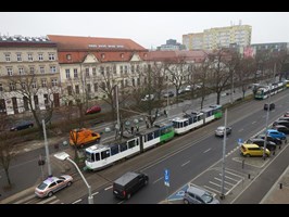 Zerwany pantograf zatrzymał tramwaje na pl. Żołnierza Polskiego