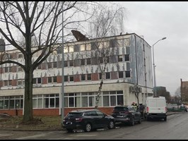 Wichura uszkodziła dach budynku przy ul. Hryniewieckiego