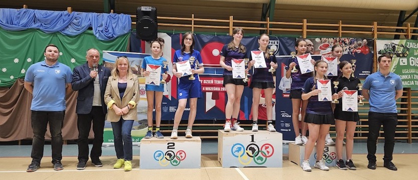 Tenis stołowy. Mistrzostwa Województwa Młodziczek i Młodzików w Bierzwniku