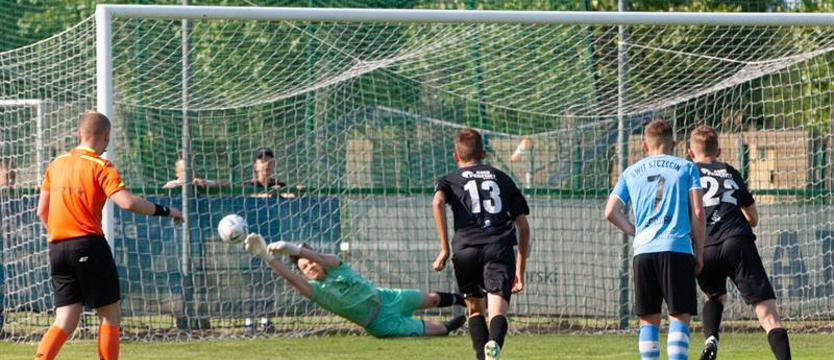 Piłka nożna. Świt uratował III-ligowy remis