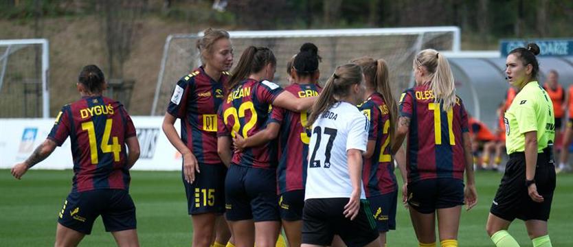 Piłka nożna. Zwycięstwo kobiecej Pogoni