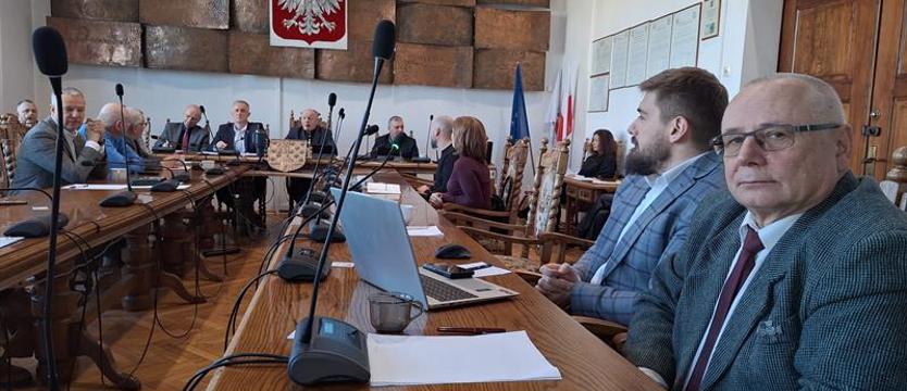 Dyrektor odszedł, problemy zostały. 500 tys. zł wsparcia dla szpitala w Nowogardzie