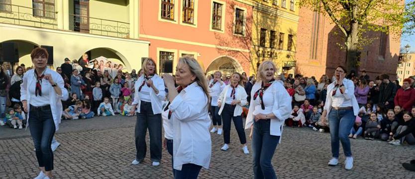 Lato z Sydonią. Historia, muzyka i letnia zabawa