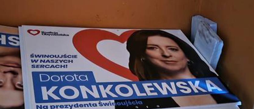 Spór o materiały z kampanii 2024 w Świnoujściu. Banery walają się nie tylko w lesie