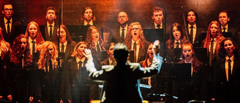 Koncert w Filharmonii w Szczecinie. Świat chóru, świat Kaczmarskiego