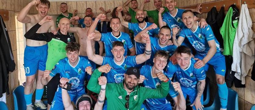 Piłka nożna. 24. z rzędu zwycięstwo Wybrzeża Rewalskiego