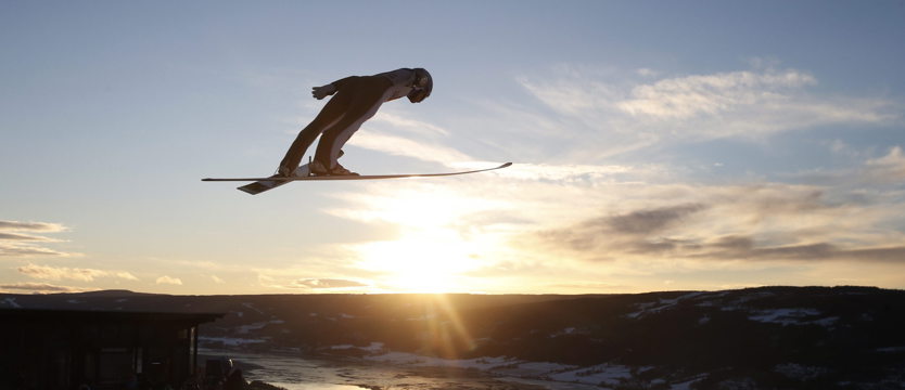 Skoki narciarskie. Hula dziesiąty