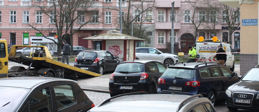 Zderzenie samochodów w śródmieściu Szczecina. Żółkiewskiego zablokowana