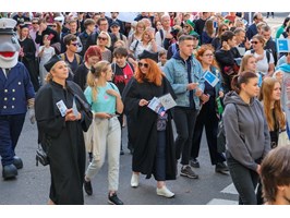 Ulicami Szczecina przeszedł marsz rektorów i studentów