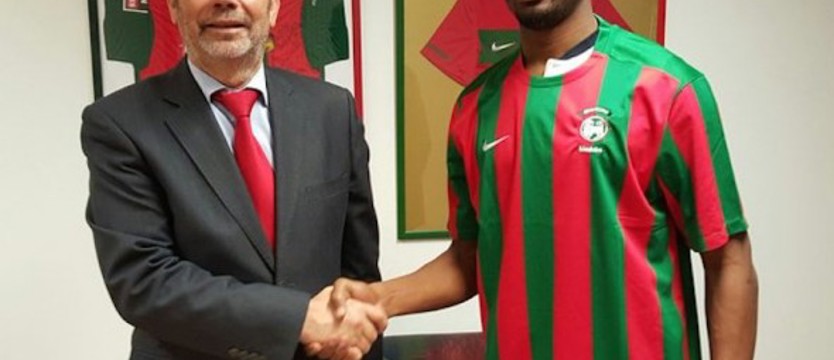 Piłka nożna. Djousse nie podniósł się z ławki