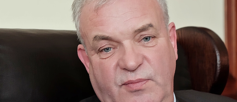 Wojewoda rekomenduje Olszewskiego