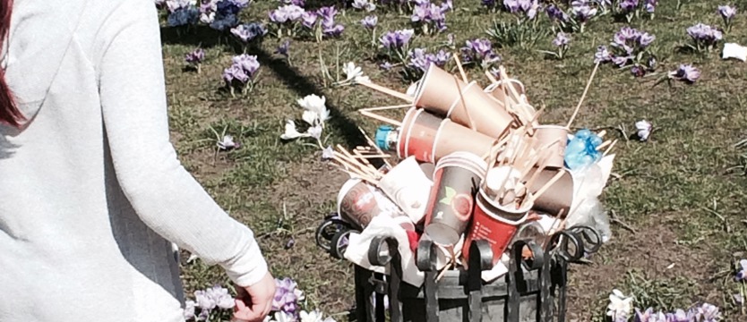 Błonia w śmieciach