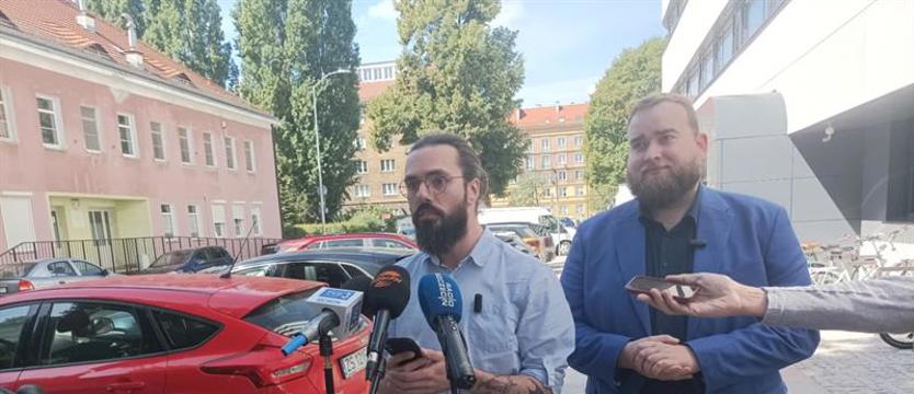 Partia Razem: KPO zmienił się w koryto dla cwaniaków