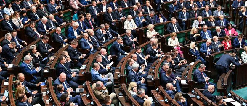 Jak dobrze znasz obecnych polskich posłów?