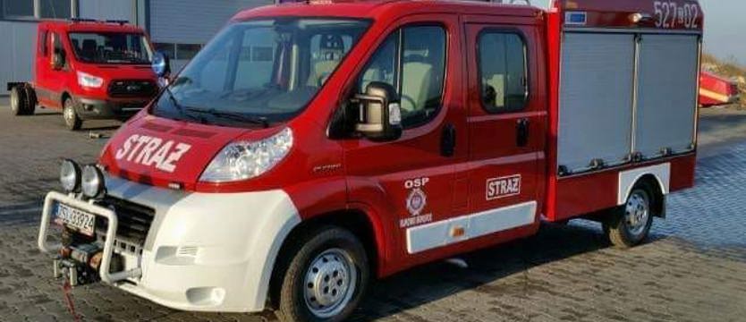 Policjanci odnaleźli samochód skradziony strażakom. Pomogła facebookowa grupa