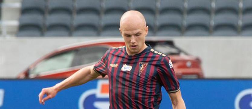 Piłka nożna. III-ligowa Pogoń nie zwalnia tempa