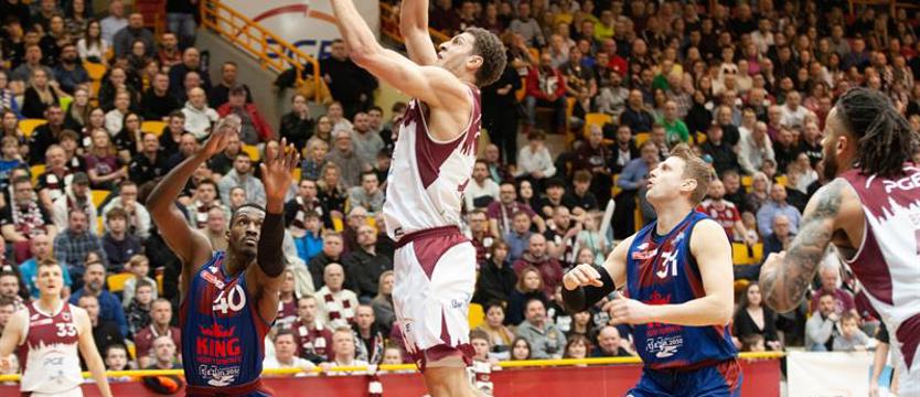 Koszykówka. ORLEN sponsorem PZKoszu i Basket Ligi, w tym Kinga i PGE Spójni