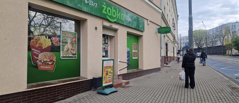 Nie możesz kupić wódki? Kupi ją tobie pan z ulicy