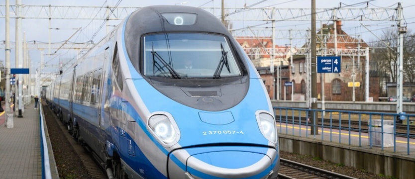 W letnim rozkładzie jazdy PKP Intercity na pasażerów czeka 514 połączeń dziennie