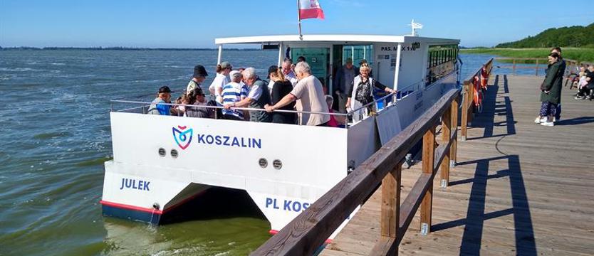 Nadchodzi czas wakacyjnych atrakcji. Powrót Julka
