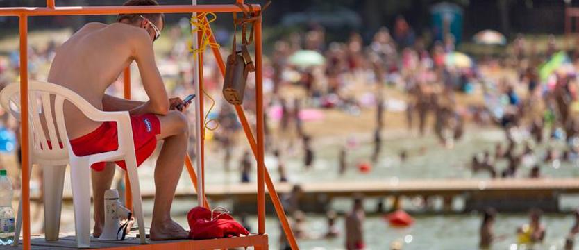 Ratownicy wrócili na plaże. Sezon na miejskich kąpieliskach