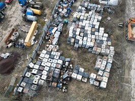 Nielegalne składowisko niebezpiecznych odpadów wykryte w pobliżu Odry