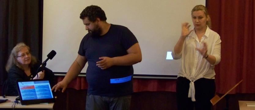 W KURIERZE. Na ratunek sms