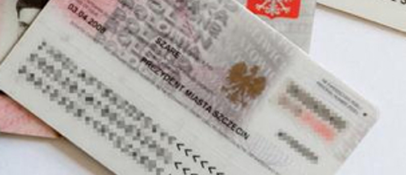 Obowiązek meldunkowy (na razie) zostaje