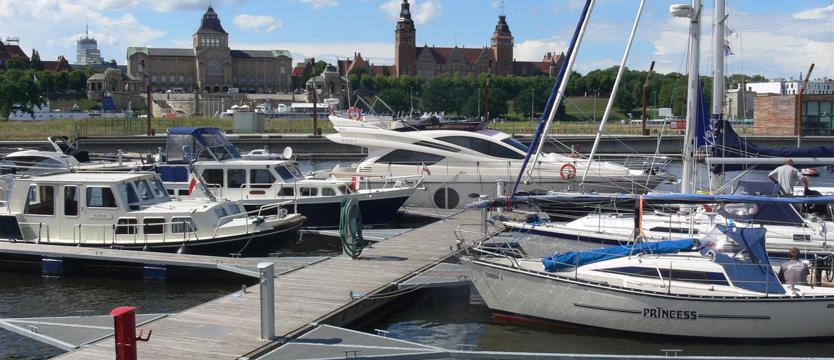 Półmetek sezonu w marinie