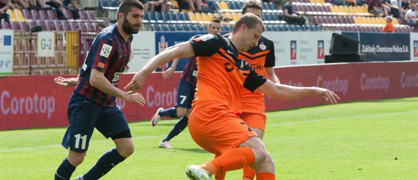 Piłka nożna. Dąbrowski do Legii za 300 tys. euro