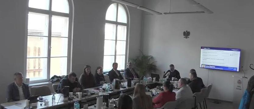 Co nagrała radna Zięcina? „Protokół powinien wiernie odzwierciedlać przebieg posiedzenia”