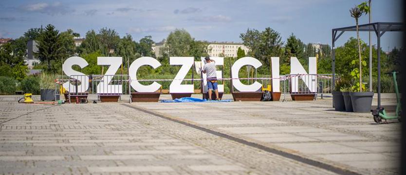 Napis „Szczecin” przechodzi renowację. Trwa remont popularnej instalacji