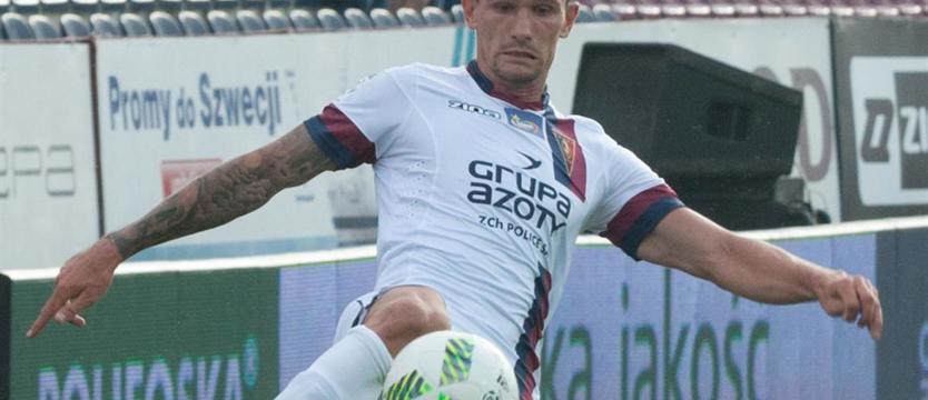 Piłka nożna. Frączczak pojechał po maskę