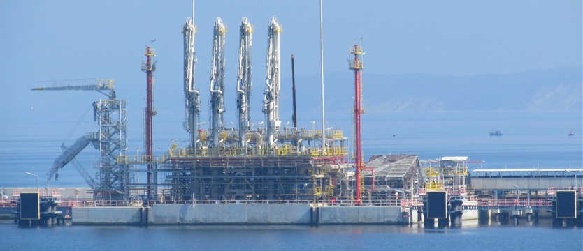 Statki z LNG dopiero w przyszłym roku?