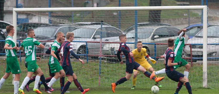 Piłka nożna. Juniorzy rozgomili Gryfa