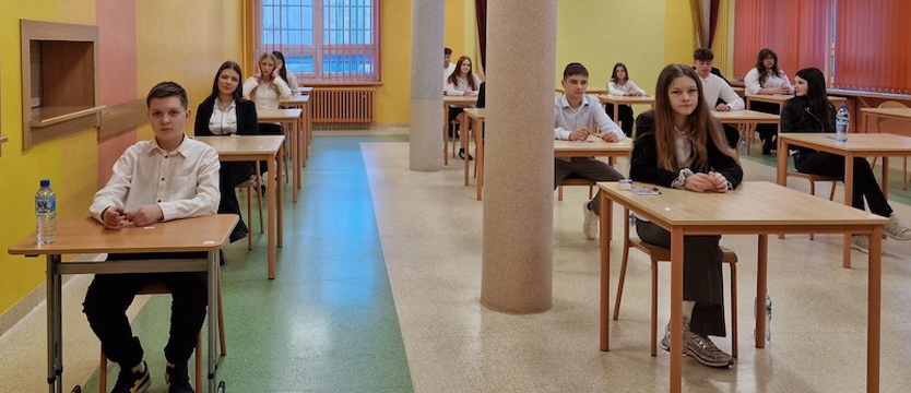 Rozpoczęły się egzaminy ósmoklasisty. Język polski już za nimi