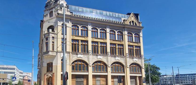 Stara Drukarnia wciąż niedokończona. Konserwator zapowiada kontrolę