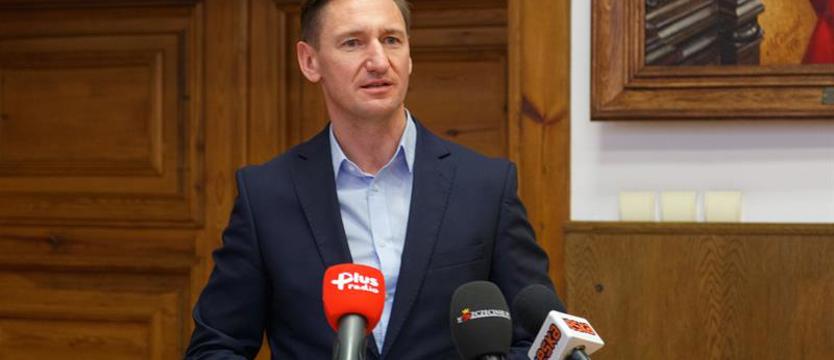 Geblewicz pozwala na pracę zdalną. Ale tylko zaszczepionym