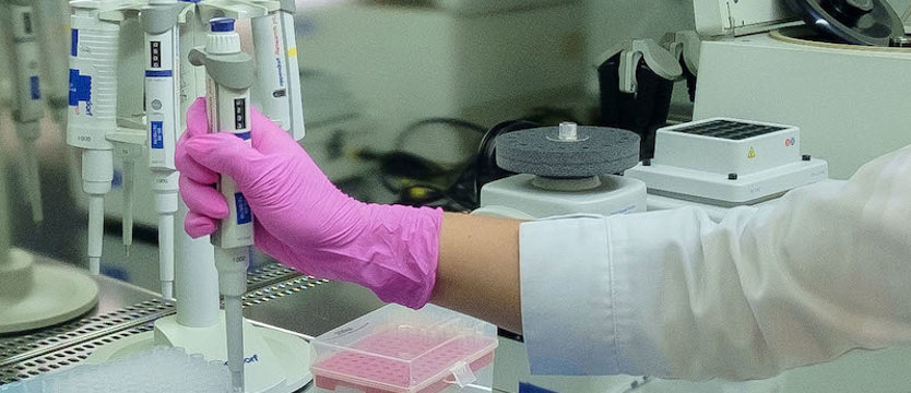 W regionie 915 nowych przypadków koronawirusa. Zmarły 22 osoby